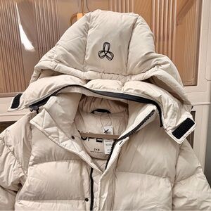 Aritzia NWT Cream Super Puffer Jacket